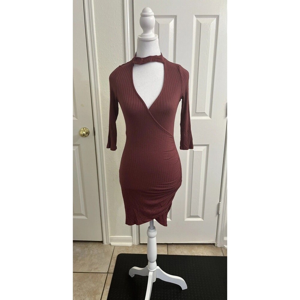 Fashion Nova Double Tap Wrap Dress Size S Marsala Ribbed Bodycon Keyhole NWT